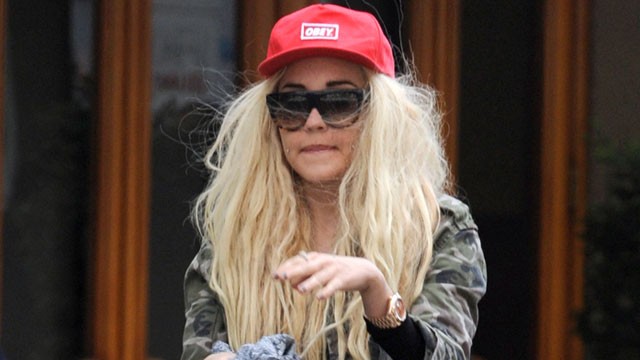 Amanda bynes arrested, kicked off private jet 
